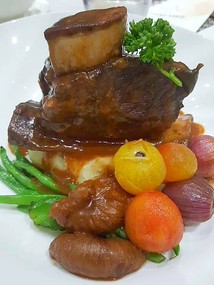 Braised Beef Short Ribs with Figs|Mariano Ngさん