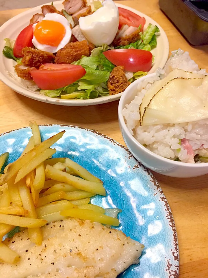 Snapdishの料理写真:七草リゾットとムニエルとサラダで夕飯|ミカさん