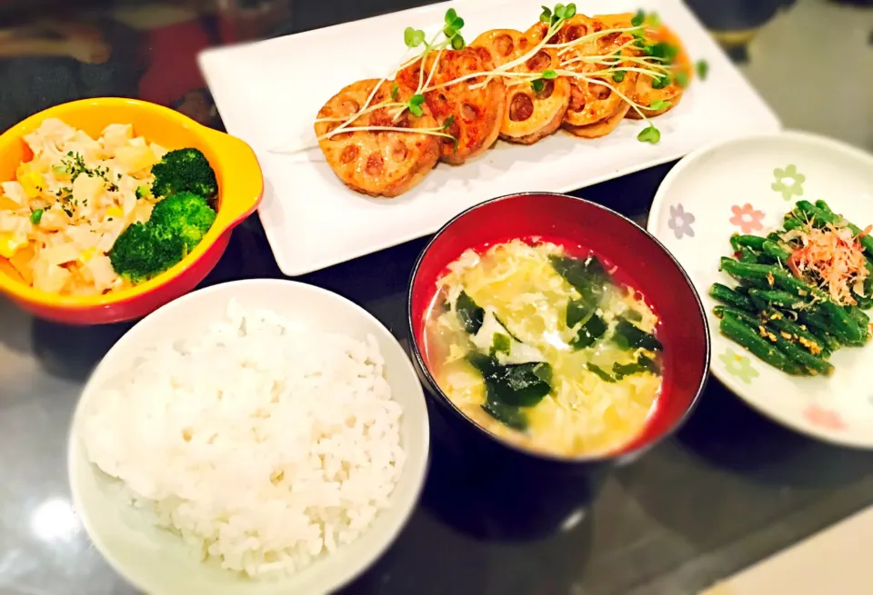 レンコンのはさみ焼き
たまごスープ
いんげんの胡麻和え
手抜きポテトサラダ|はちさん