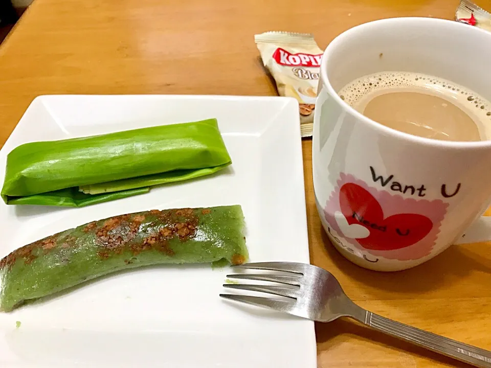 Snapdishの料理写真:Suman pinipig with buko|Mizz Palomaさん