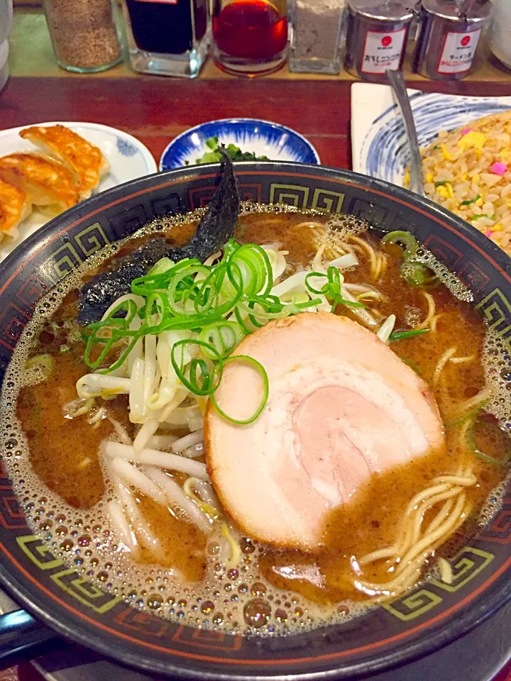 大砲ラーメン、呼び戻しブラック|Masahiko Satohさん