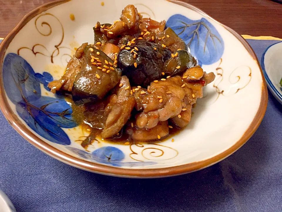 鶏肉と茄子のピリ辛炒め|まおさん