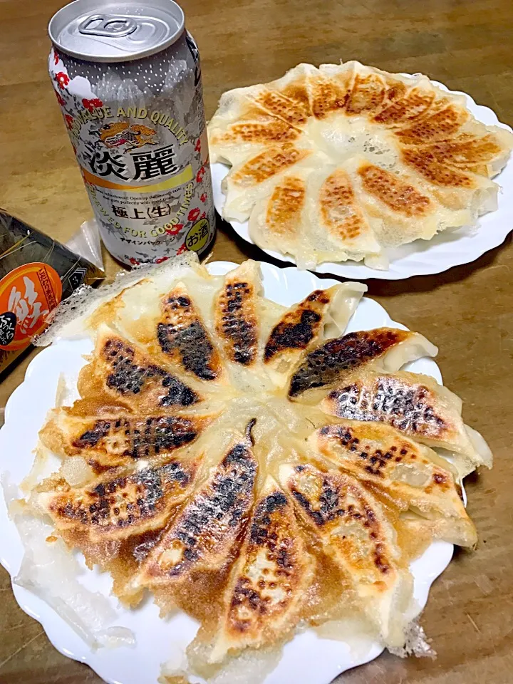 Snapdishの料理写真:餃子羽根つき❤(｡☌ᴗ☌｡)|Norio Fukudaさん