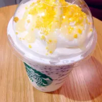 Snapdishの料理写真:ホワイトチョコラティバナナココフラペチーノ|長野さん