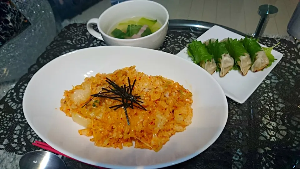 2017-01-09夜❤キムチチャーハン、餃子の大葉巻き|一人暮らしごはん🍴さん