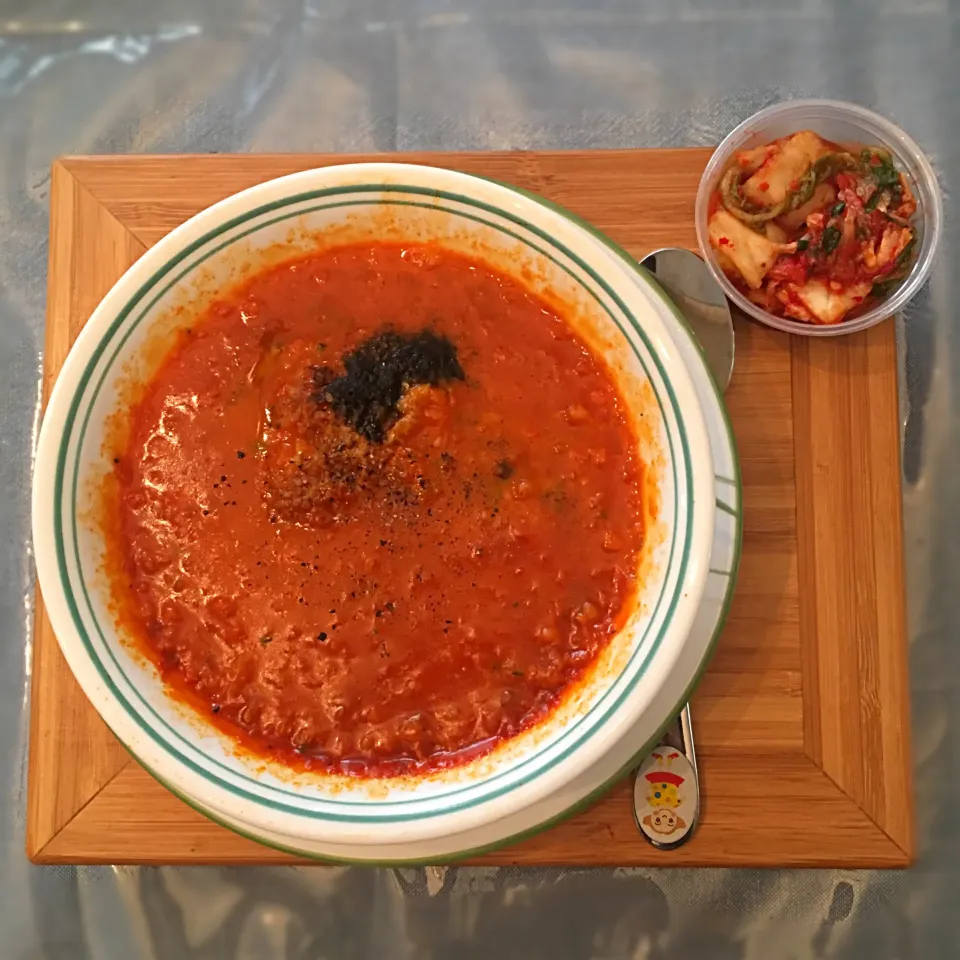 Snapdishの料理写真:Spicy Octopus Porridge 🐙|Lukkaew_Lkさん