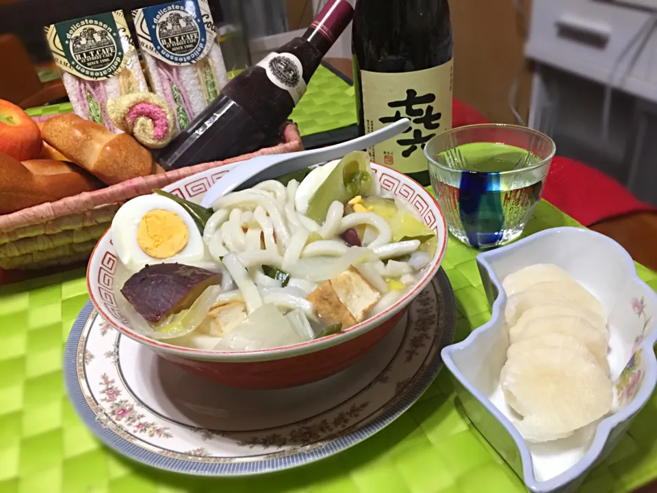 Snapdishの料理写真:野菜タップリ煮込みうどん|マニラ男さん