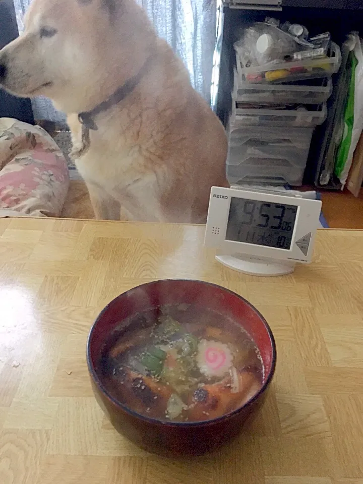 鏡開きで三角の焼き餅雑煮を夜勤明けで|Tarou  Masayukiさん