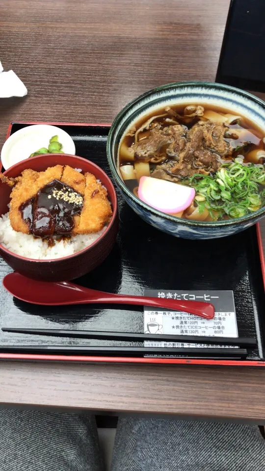 牛肉きしめん&ミニ味噌カツ丼|あつしさん