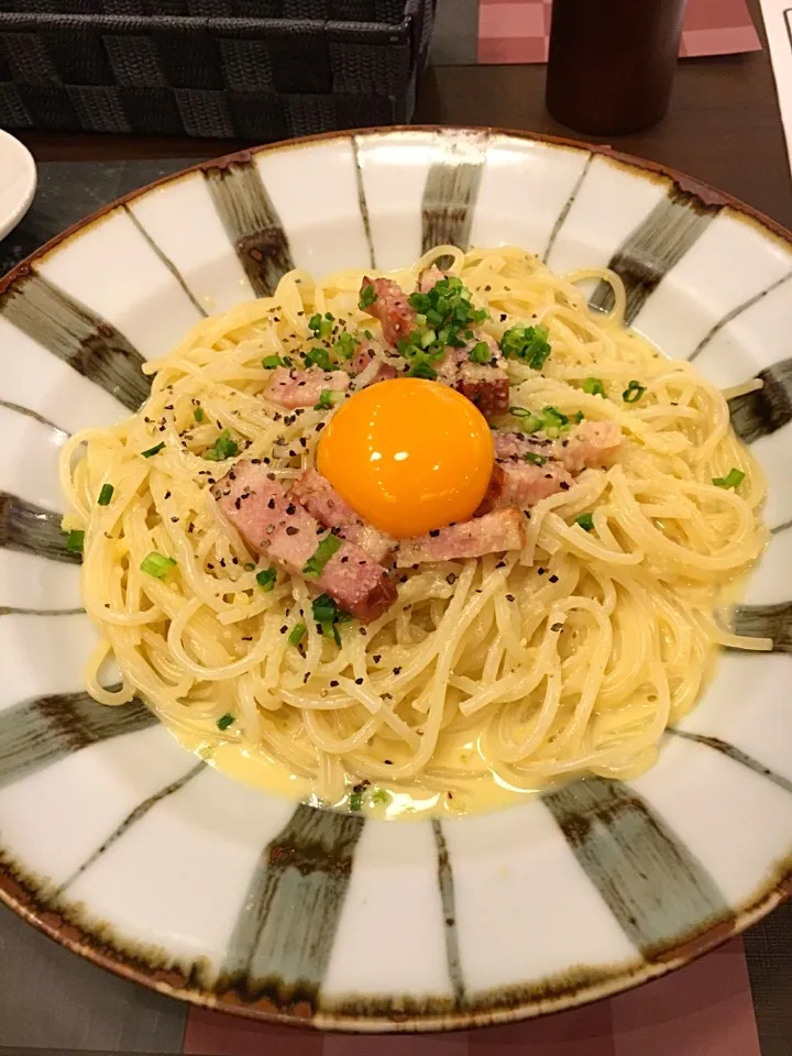 Snapdishの料理写真:鎌倉パスタ
厚切りベーコンのカルボナーラ|みウラさん