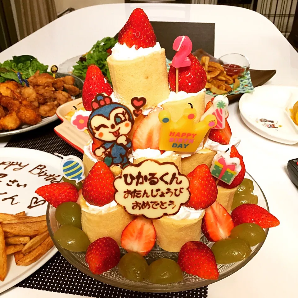 Snapdishの料理写真:次男の2歳の誕生日ケーキ|ベルさん