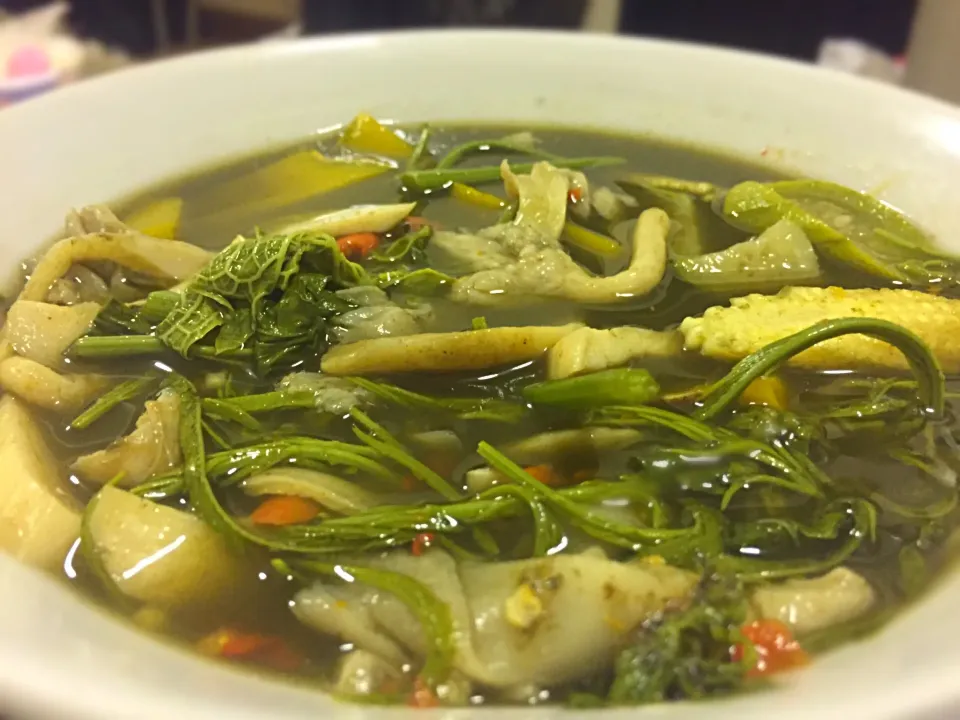 Snapdishの料理写真:northeastern style spicy mushroom soup|Cloudy Gさん