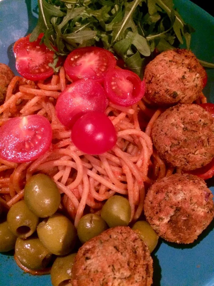 Falafels, spaghetti & olives #veganuary|Nick Hiderさん