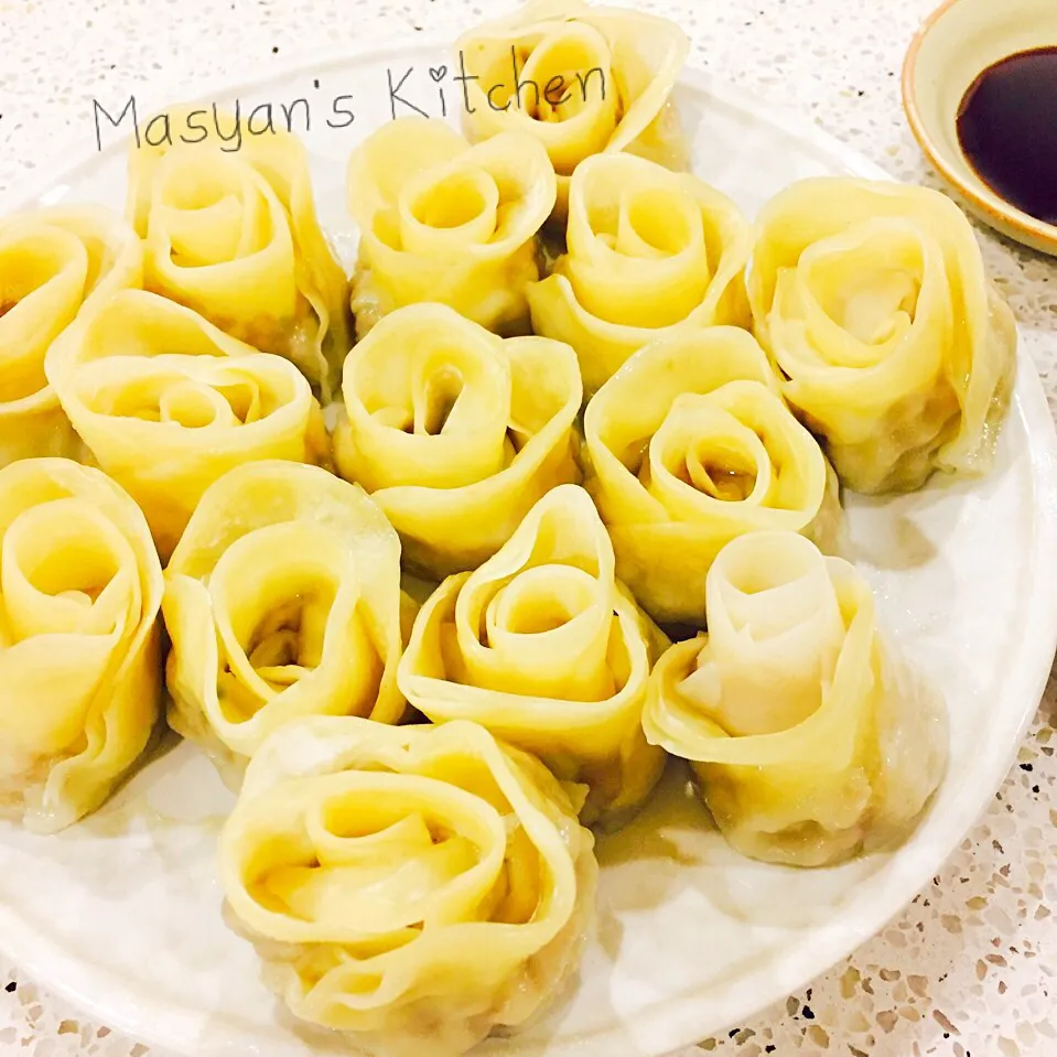 Snapdishの料理写真:餃子の薔薇|Miyukiさん