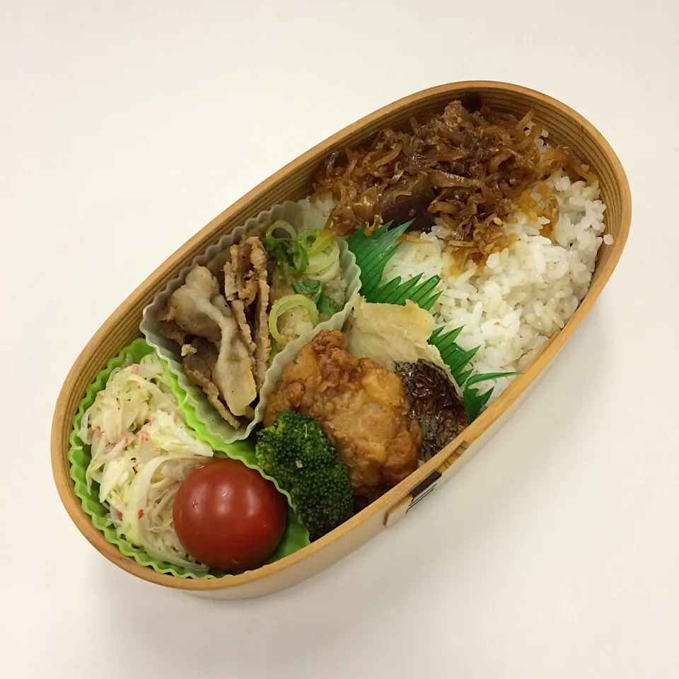 Snapdishの料理写真:弁当（豚焼肉、唐揚げ、鰆麹漬、カニマヨサラダ、生姜佃煮）|SasaMasa213さん