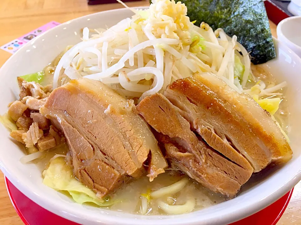 Snapdishの料理写真:塩ラーメン
#しずる満タン|Agaricusさん