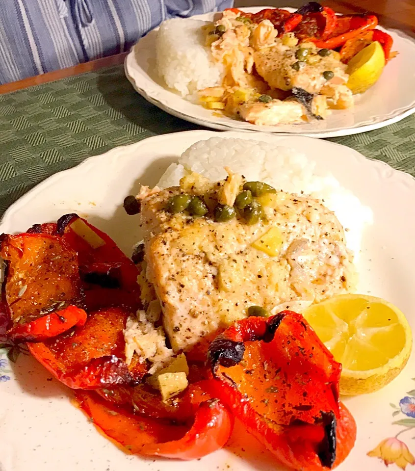 baked salmon and roasted bell peppers|fReiDaさん