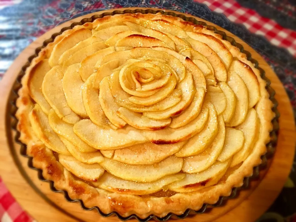 And now it's done !!! French apple tart 🍎🍎🍎|Babyluv Cabrera Ocampoさん