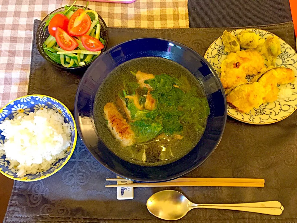 ★豚肉のパクチー巻き入りスープ
★たらの芽と南瓜のてんぷら
★サラダ|おこちゃんさん