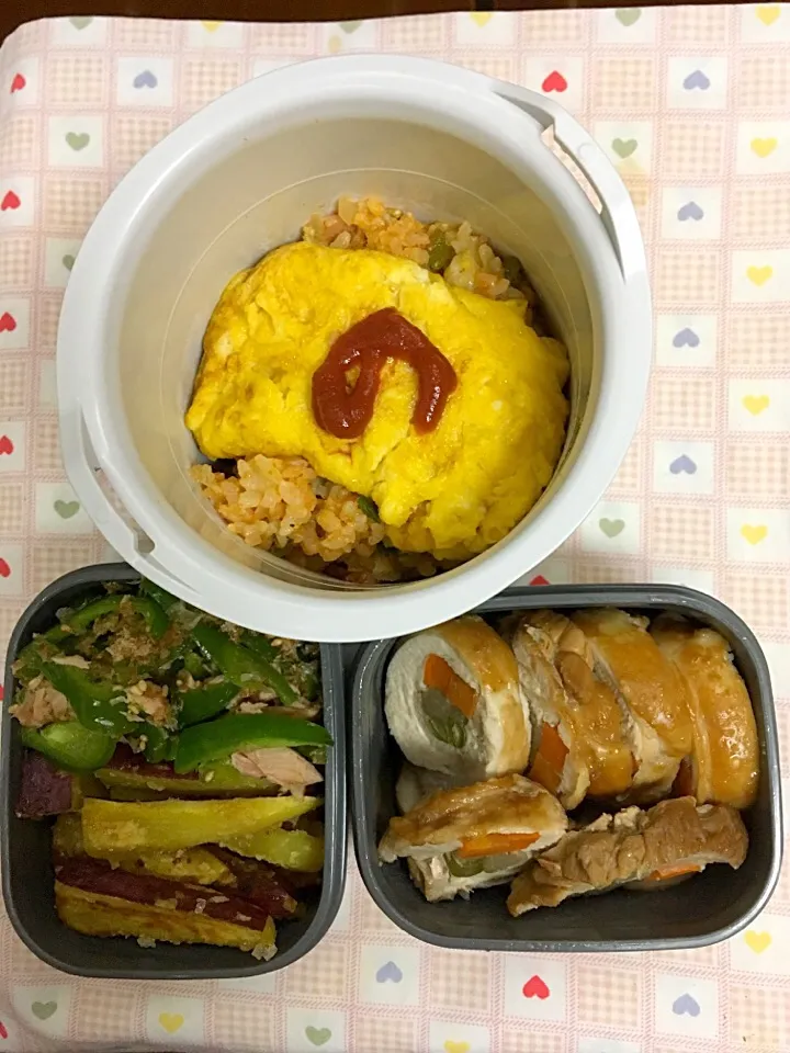 1月13日息子弁当
ケチャップライス 卵焼き乗せ
鶏の八幡巻き  さつまいもの甘いバターソテー  無限ピーマン|オリーブさん