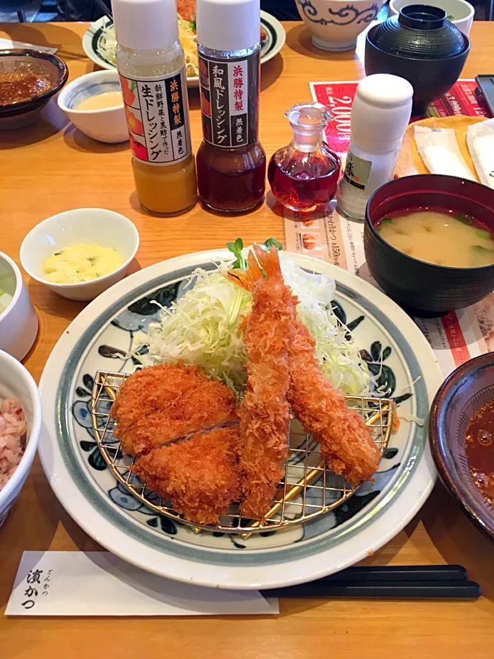 浜勝 海老フライとヒレカツランチ💕|ナナさん