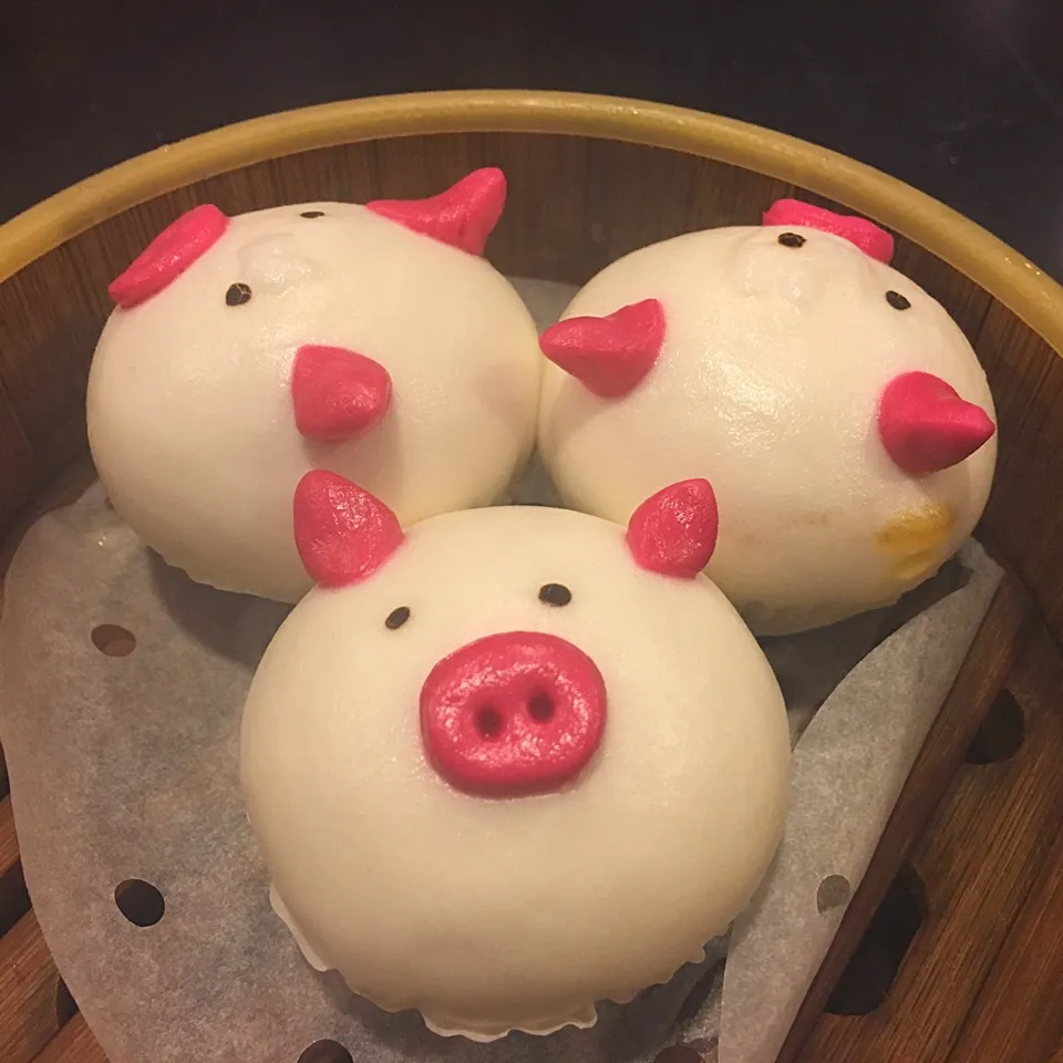 Salted Egg Yolk Buns|Carin Tayさん