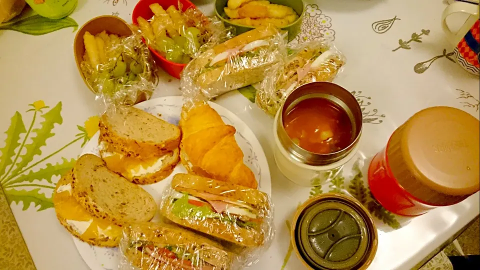 サンドイッチ&ミネストローネ弁当|ぴよぽよママさん