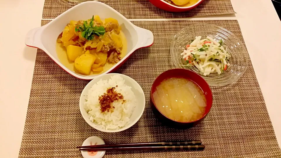 今日の夕食　肉じゃが、大根サラダ、大根の味噌汁|pinknari🐰🌈さん