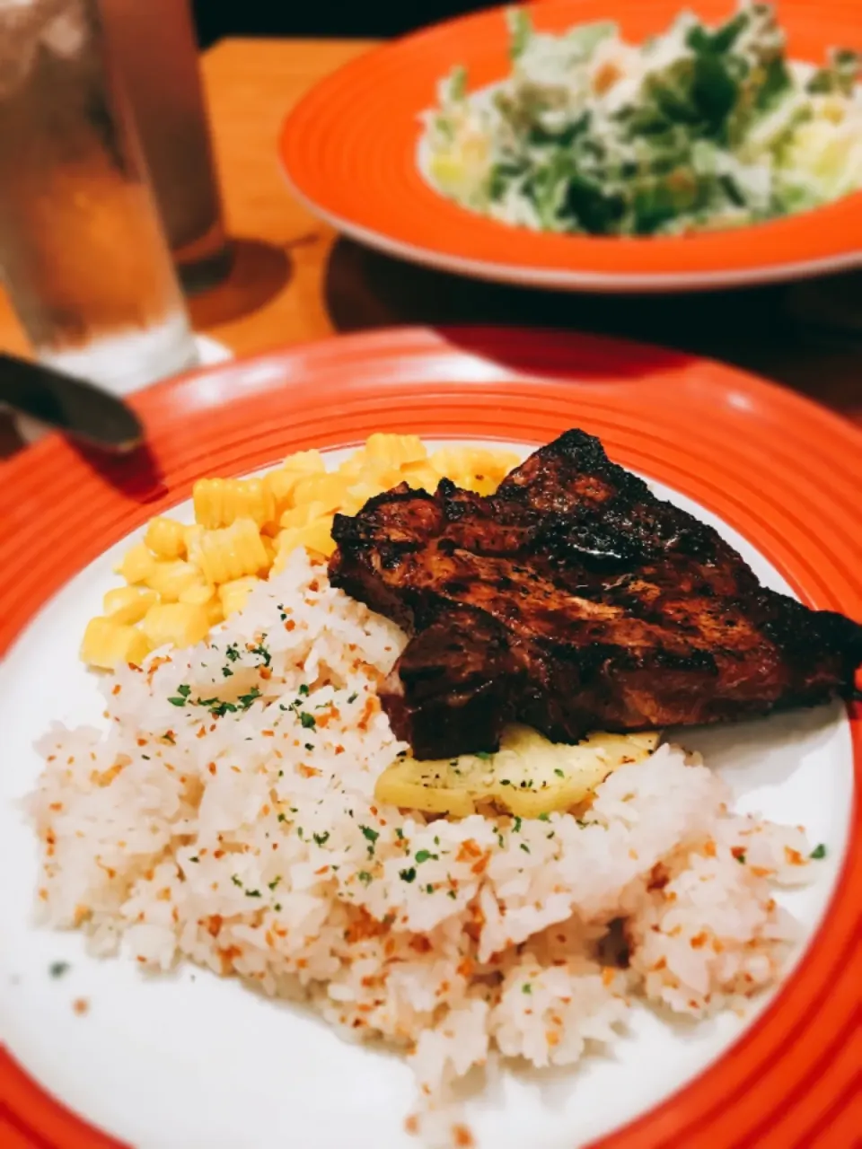 Snapdishの料理写真:Grilled Pork With Garlic Rice|Lhalaine Joieさん