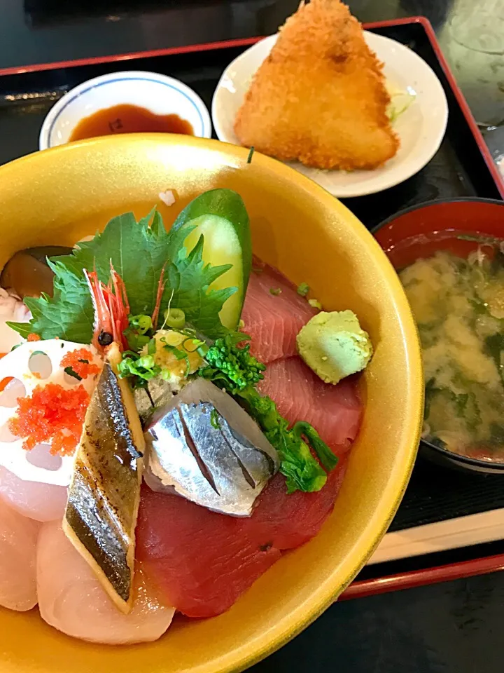 道の駅 ちくらにて海鮮丼#海鮮丼|Kumi Satouさん