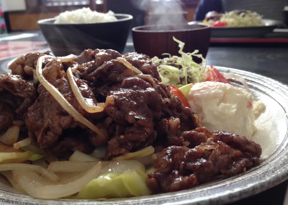 和牛たっぷり薄切り焼肉ランチ|koji toyodaさん