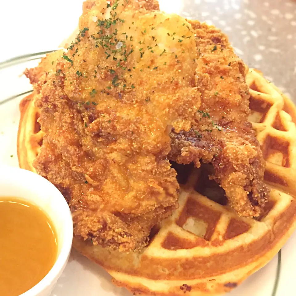 chicken & waffle|Cloudy Gさん