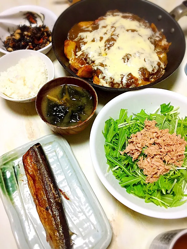 余ったカレーを使って…夕飯🍛|えみさん