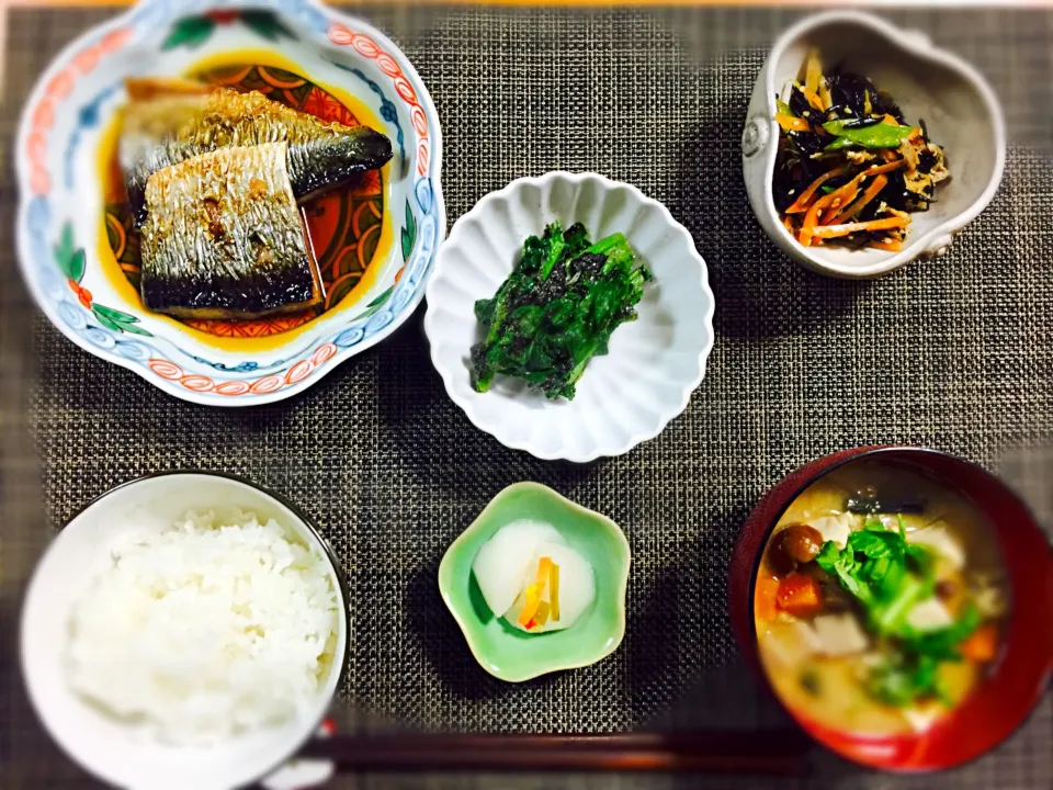 一汁三菜ご飯
納豆汁
にしんの蒸し煮
なばなの胡麻和え
ひじき煮|高塚 浩子さん