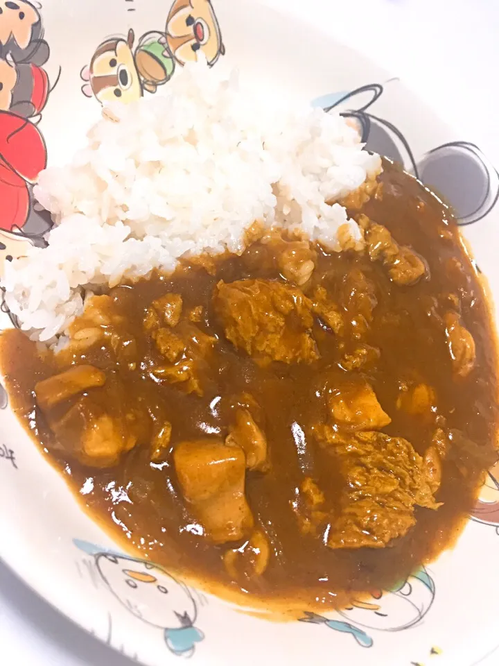 お金がないから凍り豆腐でかさ増しカレー|さきさん