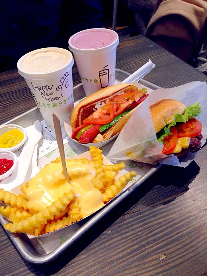 SHAKE SHACK #humbarger|tamakiさん