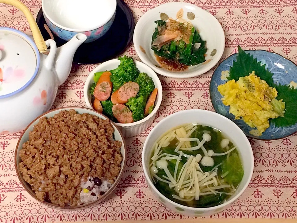 そぼろ丼|ゆぴさん