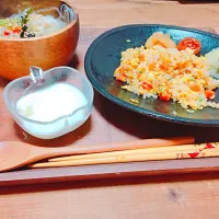 Snapdishの料理写真:中華春雨スープ
チャーハン|miiiskさん