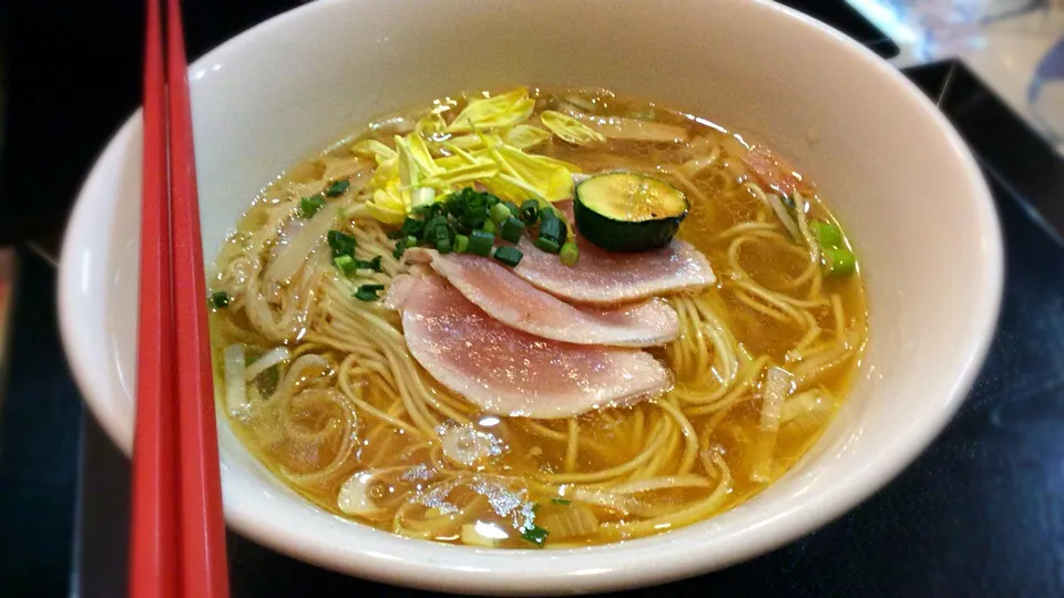 ゴルフ後の⛳️🏌️締めのラーメン🍜
2軒目😋「似星ラーメン 日曜限定 錦爽純麺100% 名古屋コーチン」|アライさんさん