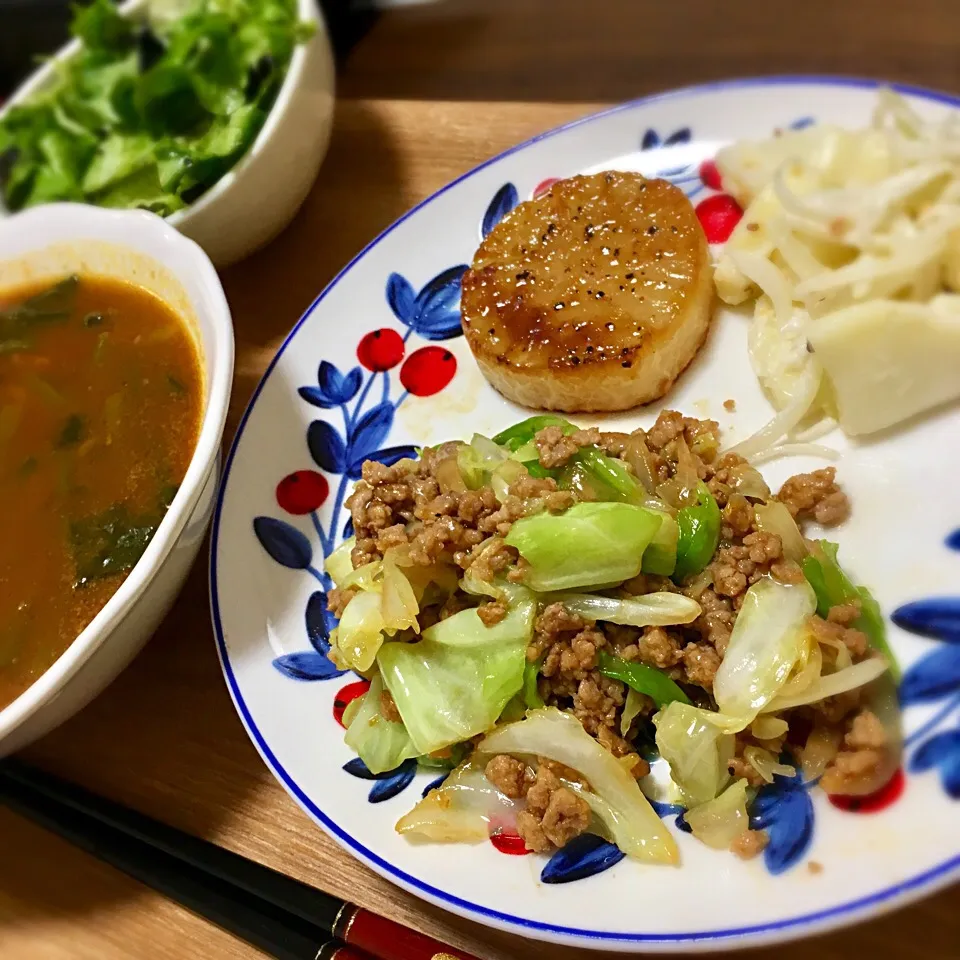 1.15
・大根のオリーブオイルソテー
・キャベツと挽肉の甘辛炒め
・サニーレタスと海苔のふわふわサラダ|たまさん