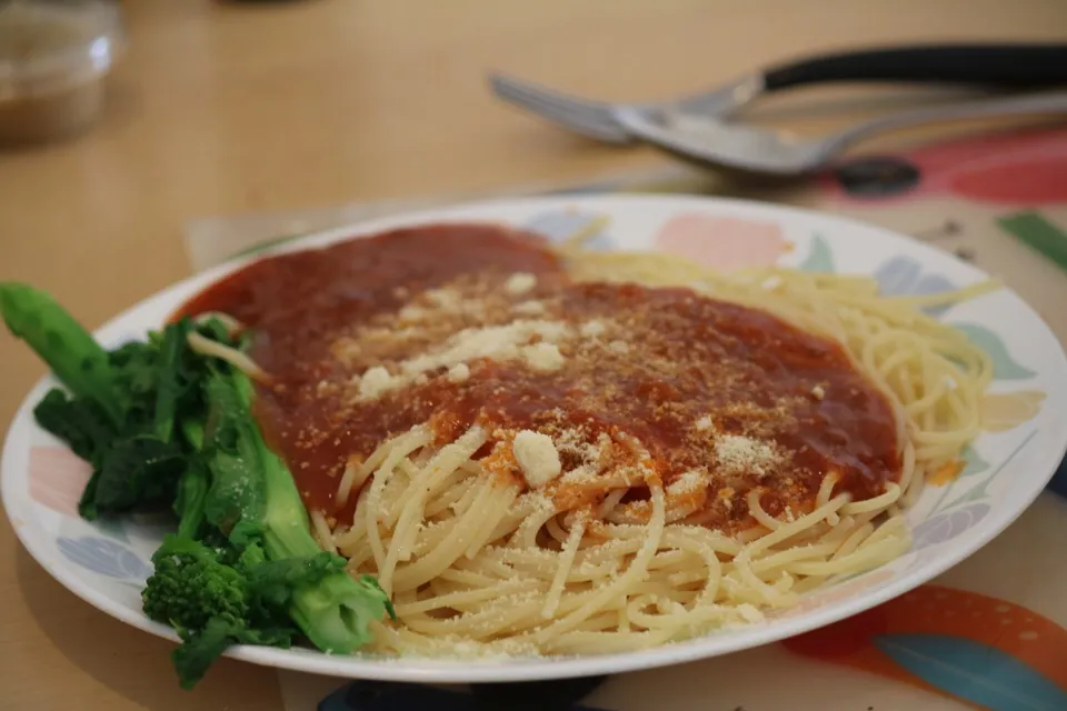 Snapdishの料理写真:懐かしのミートソースパスタ🍝|yasuko murakamiさん