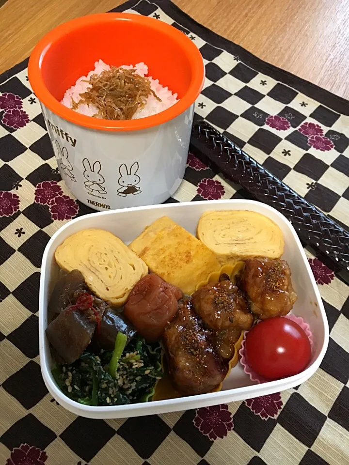 Snapdishの料理写真:生姜団子弁当|csigapogiさん