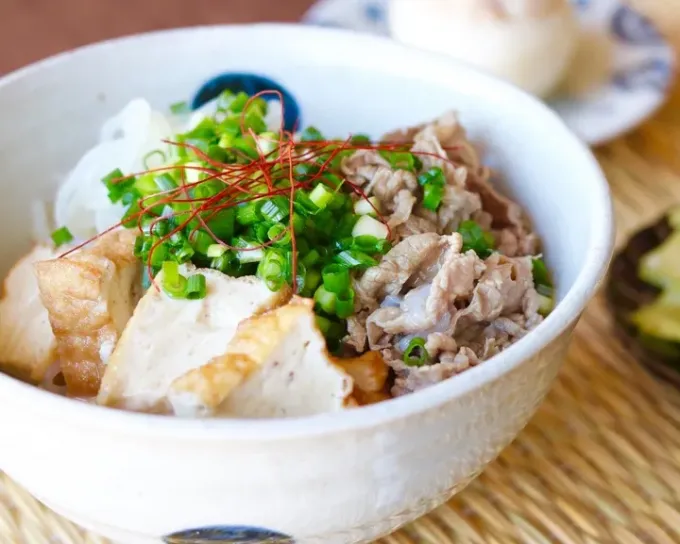 塩こうじすき煮丼|ハナマルキさん