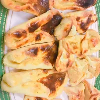 #lulu_recipe 👩🏻‍🍳✨ I burned it by putting on the top a lot of egg.. so these are eggs and cheese pastries.|ルウチさん