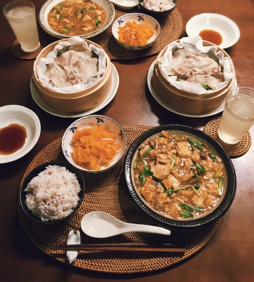 豚バラと野菜のせいろ蒸し
肉なし麻婆豆腐|でんでんむしごはんさん