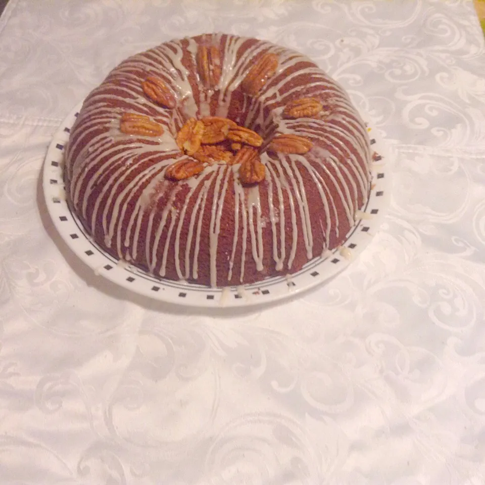 Coffee pecan cake|John Baker Greskiewiczさん