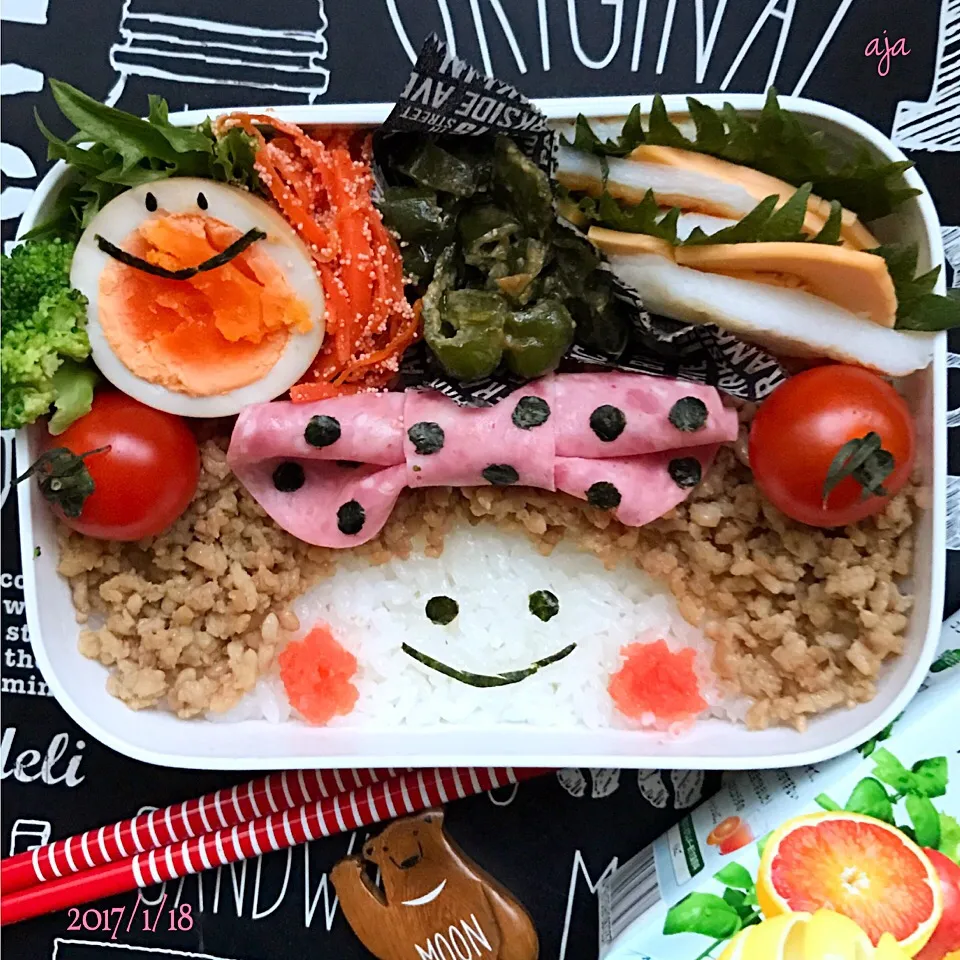 リボンのそぼろちゃん弁当|ajaさん