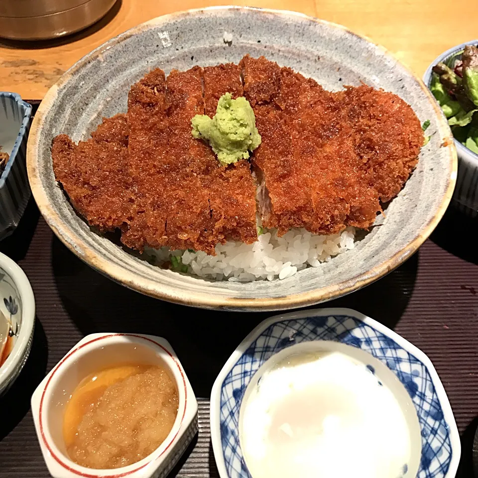 Snapdishの料理写真:醤油だれかつ丼|r1990297さん