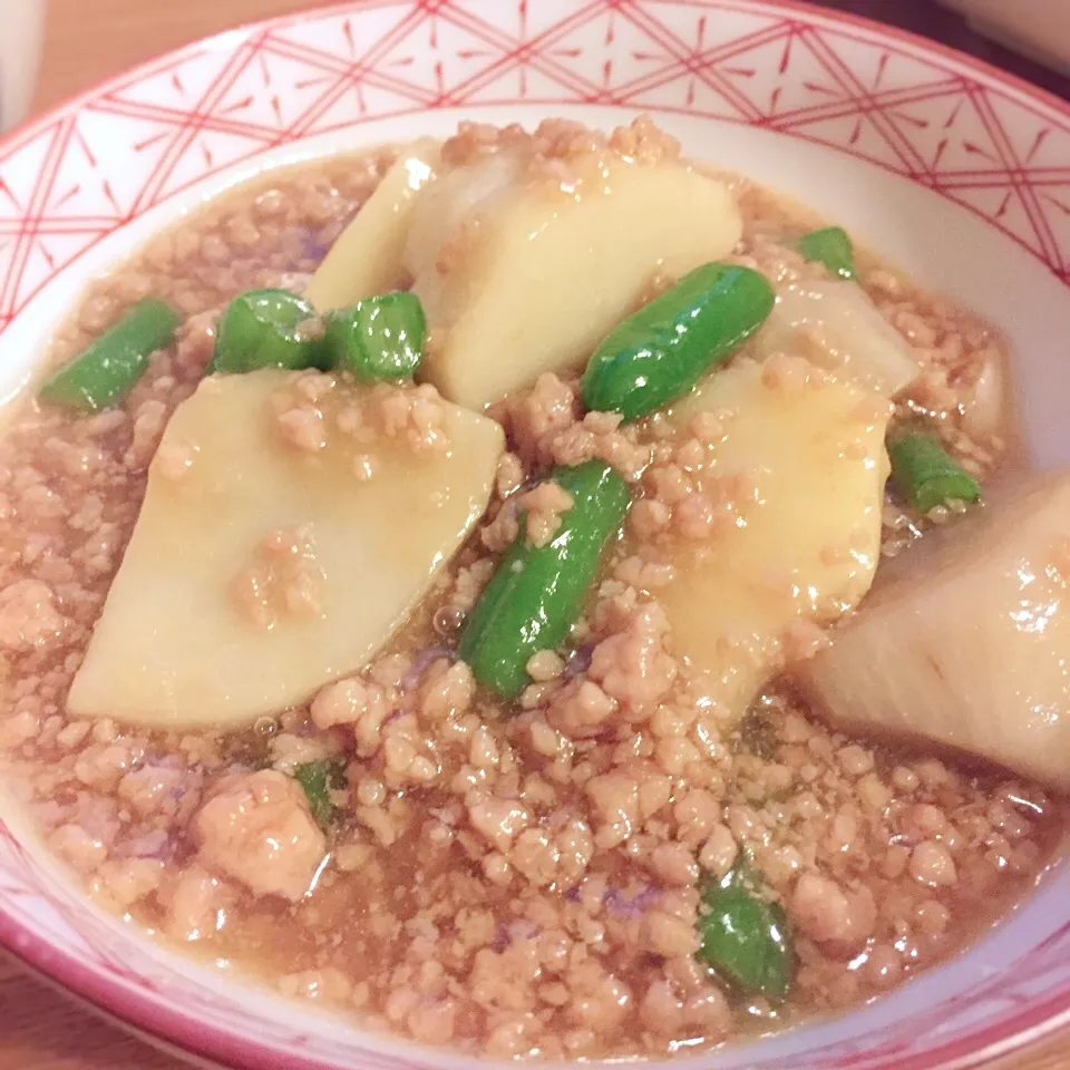 里芋のひき肉の煮っころがし|ももさん