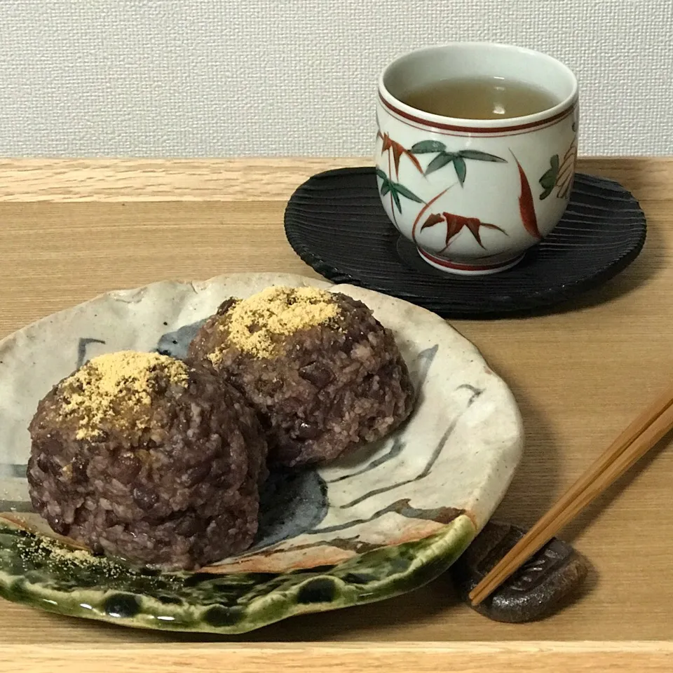 酵素玄米&甘酒ゆで小豆餡《おはぎ》😊|こぶたちゃんさん